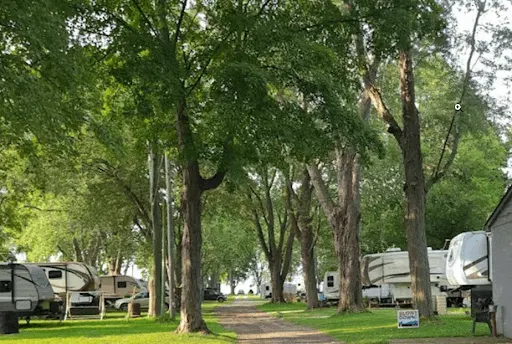 Seasonal trailers and cabins
